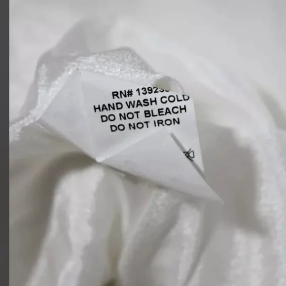 Do+Be Sleeveless V Neck Lace Trim skinny leg Jumpsuit White w cinching belt - Picture 5 of 6